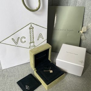 Van Cleef & Arpels Sweet Alhambra Pendant Mother of Pearl VCA